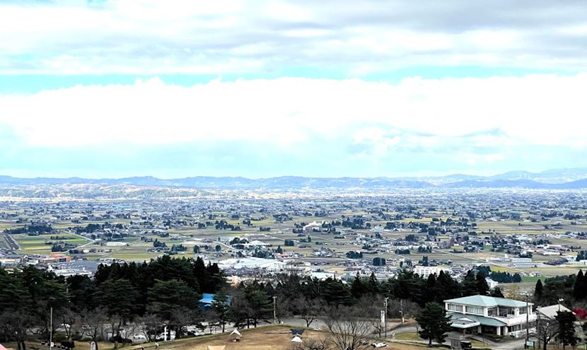 砺波平野を展望するなら南砺市閑乗寺公園